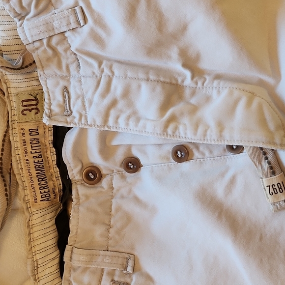 Vintage Mens Abercrombie Khakis, Size 30L, Cream/Light Tan - Picture 5 of 5